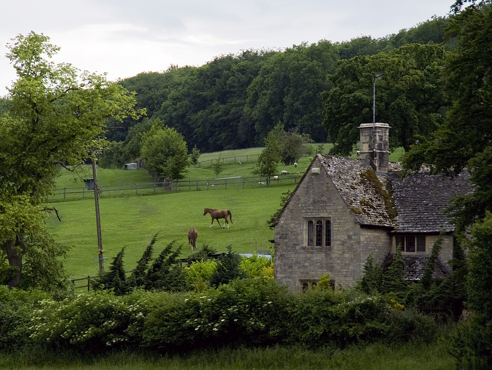Cotswolds Cycle & Pub Lunch — Two Wheels Cotswolds